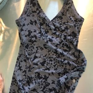 Lululemon Size 4 Exercise Top
